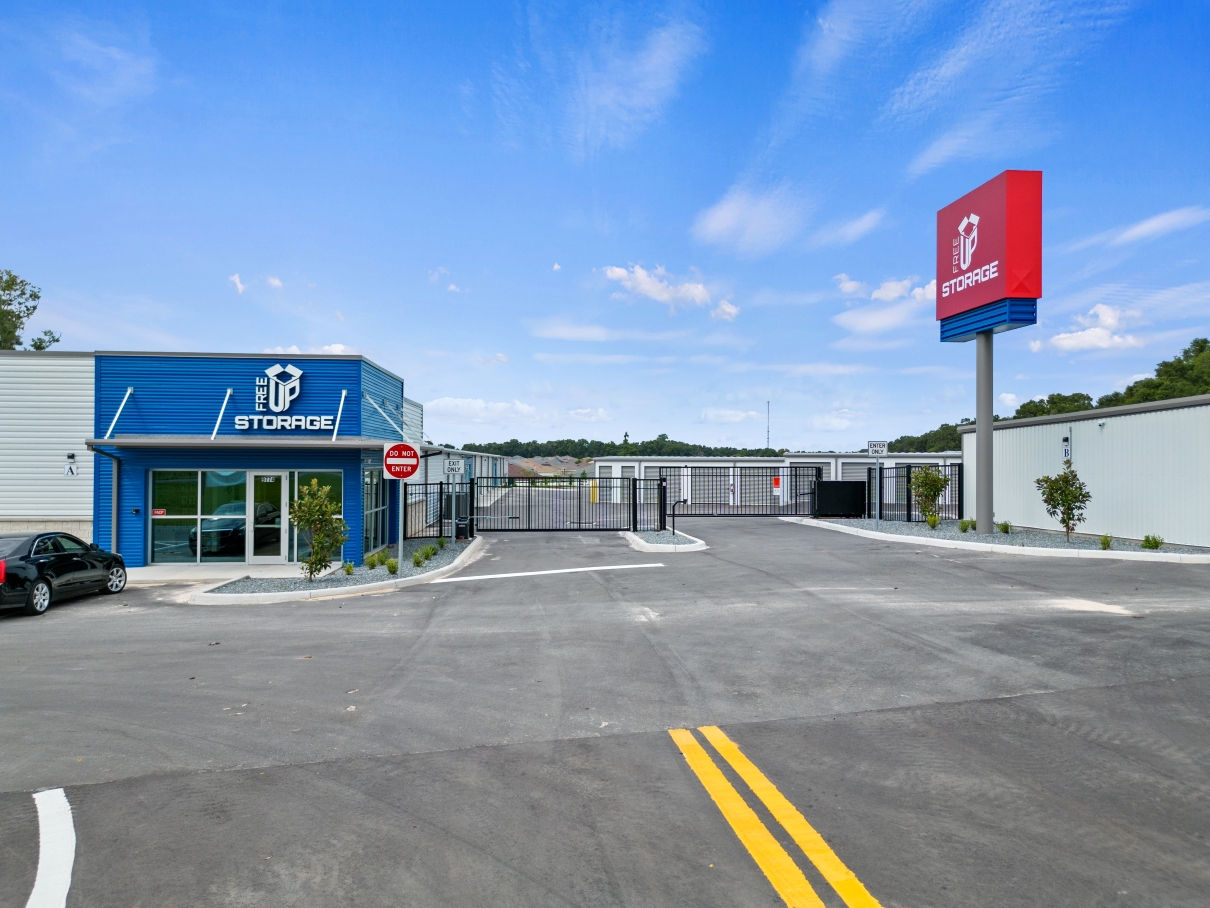 FreeUp Storage Belleview - Frontage FreeUp Storage Belleview - Frontage